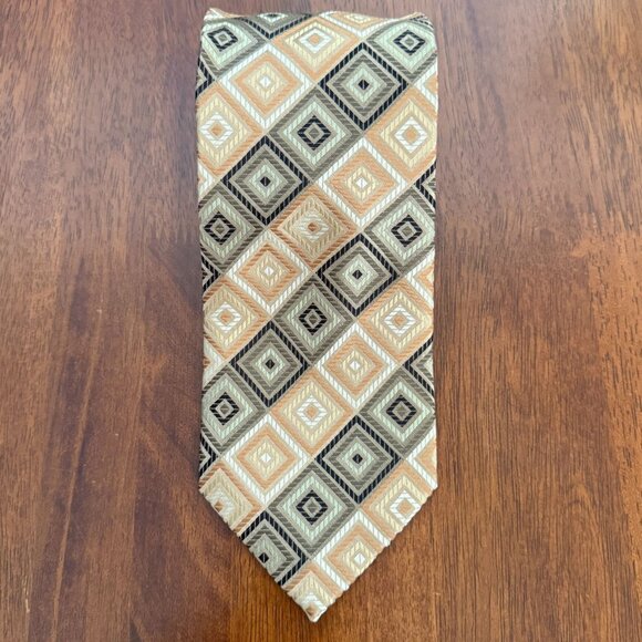 Giorgio Brutini Hand Made Necktie Classic Diamond Pattern Neutral Suit Tie - Picture 6 of 9